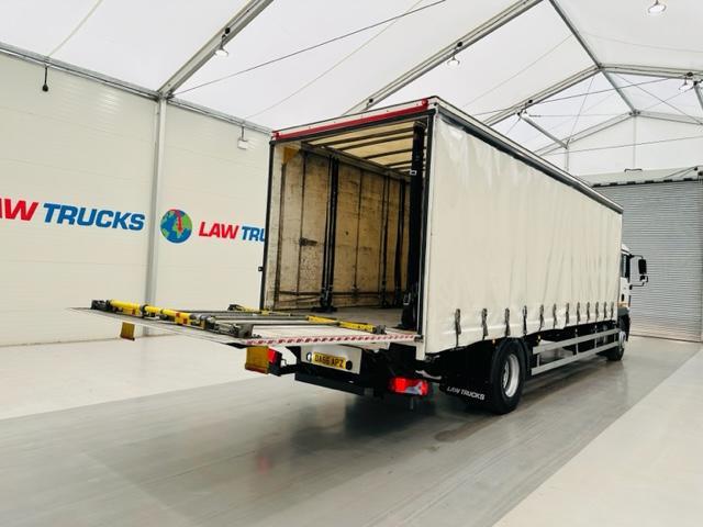 MAN TGM 18.250 Sleeper Cab Curtainsider  