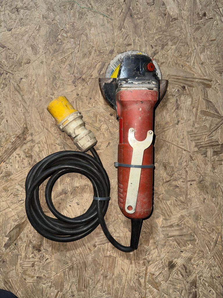 Hilti AG125 - S  110v angle grinder