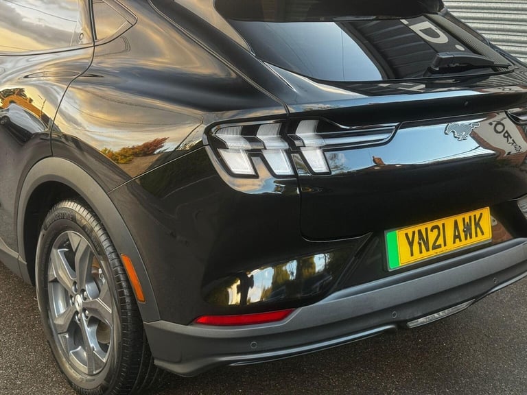 FORD MUSTANG Standard Range 70kWh 5dr 2021