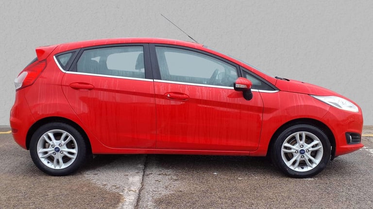 Ford Fiesta 1.25 82 Zetec 5dr Hatchback Petrol Manual