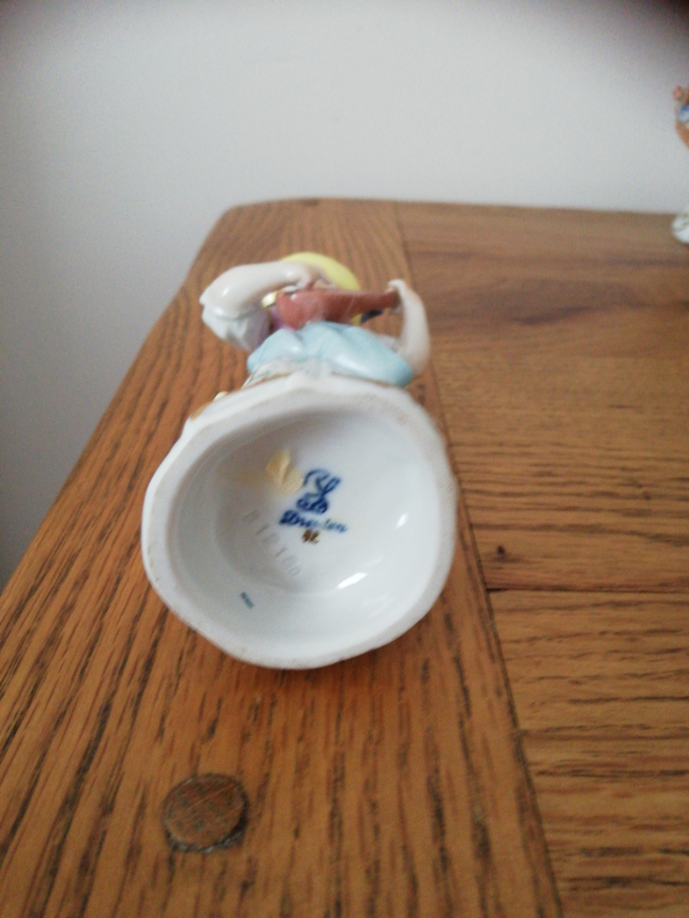 Dresden figurine 
