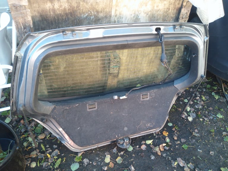 Vauxhall Astra H rear Bootlid /Tailgate in Grey 2004 to 2011
