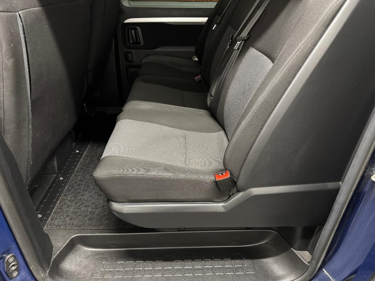 2017 "17" TOYOTA PROACE 2.0D (120 BHP) COMFORT LONG CREW CAB (6 SEAT) EURO 6