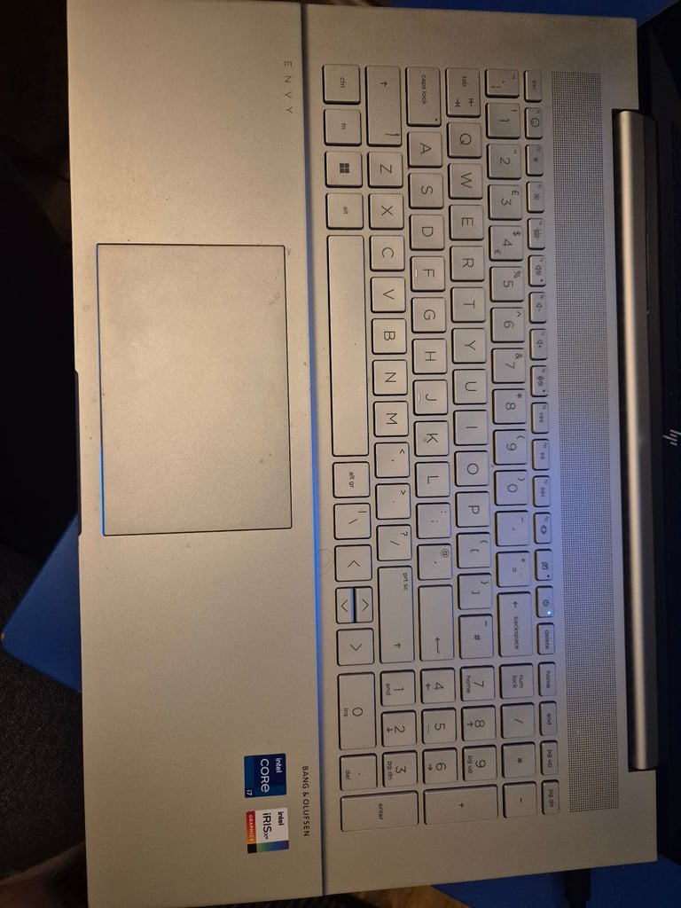 HP ENVY i7 17.3 inch Laptop 12th Gen 1260p 2.10GHz 16GB RAM