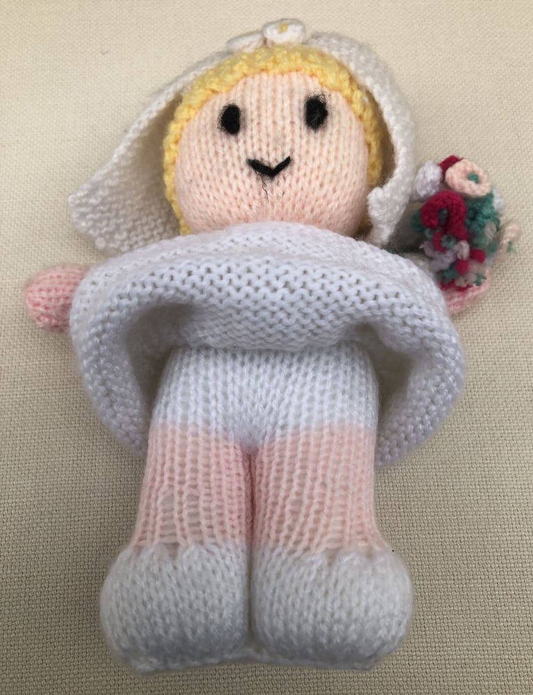 Vintage knitted dolls ONO