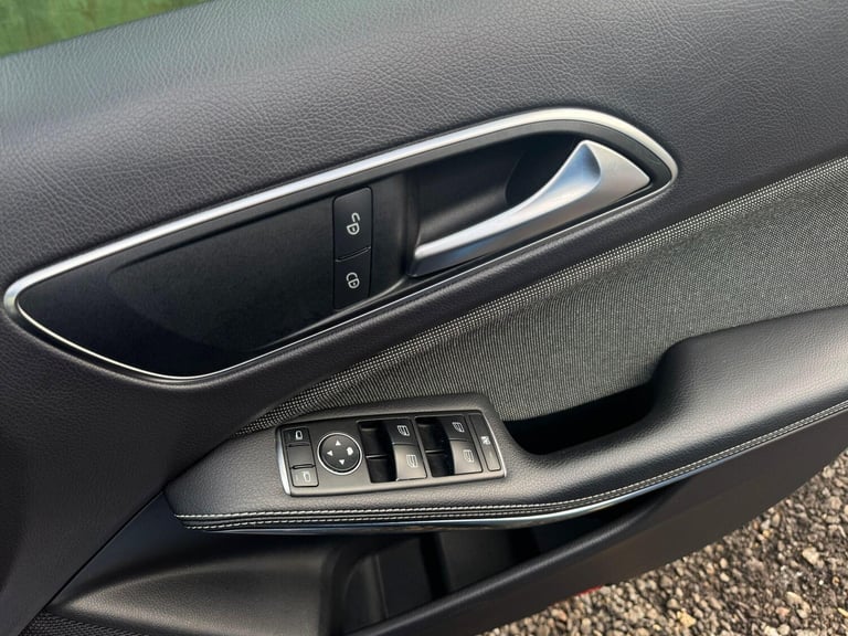 2015 Mercedes-Benz A-Class A180 SE 5dr Auto HATCHBACK PETROL Automatic