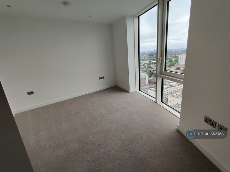 1 bedroom flat in Oculus House, Barking, IG11 (1 bed) (#1853768)