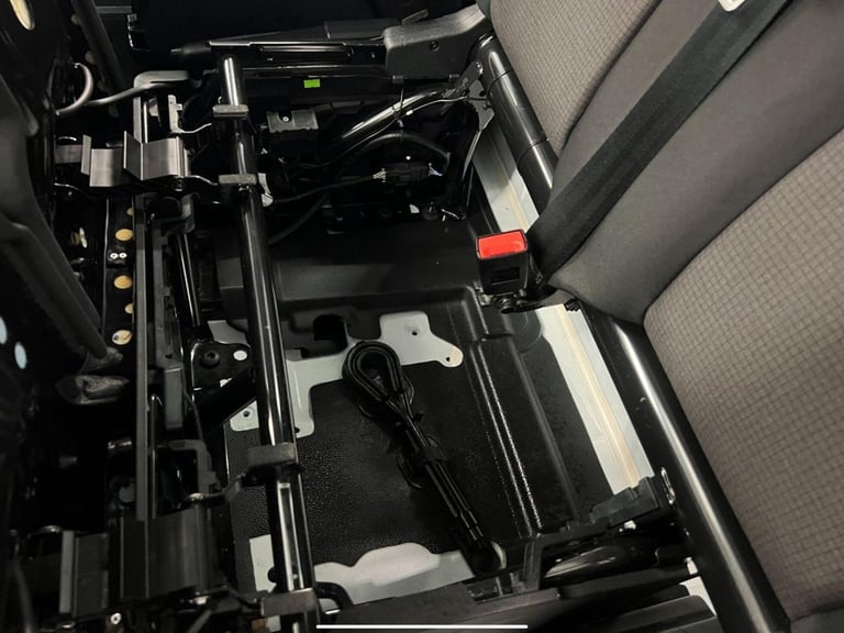 2022 Ford Transit 2.0 350 EcoBlue HD Leader DROPSIDE Cab 2dr Diesel Manual RWD L4 Euro 6 (s/s DRO...