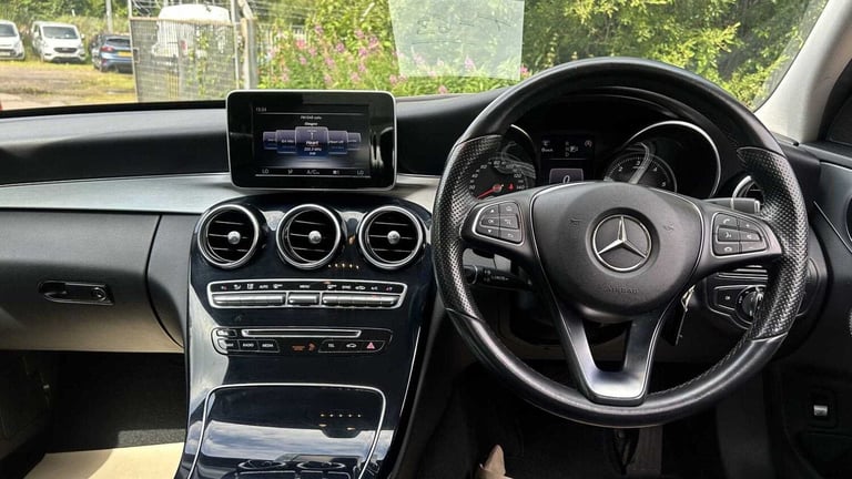 2015 Mercedes-Benz C-Class C250 BlueTEC Sport 4dr Auto SALOON DIESEL Automatic