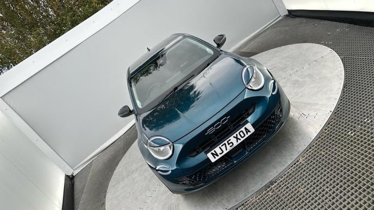 2025 Fiat 600 1.2 MHEV SUV 5dr Petrol Hybrid e-DCT Euro 6 (s/s) (100 ps) Automatic Hatchback Hybr...