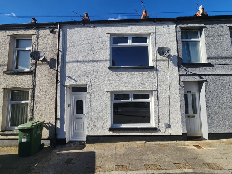 Newly Renovated 2 Bedroom House for Rent - Abertysswg 