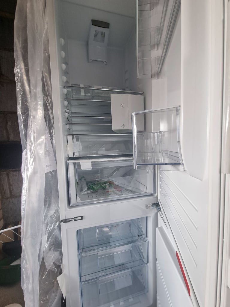 image for Fridge/freezer, IKEA 750 integrated, 216/62 l, Brand new. 
