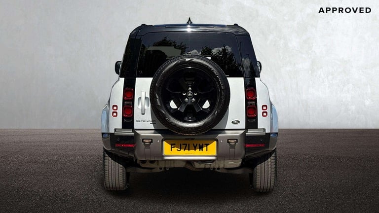 2021 Land Rover Defender 3.0 D300 X-Dynamic HSE 110 5dr Auto [7 Seat] ESTATE DIESEL Automatic
