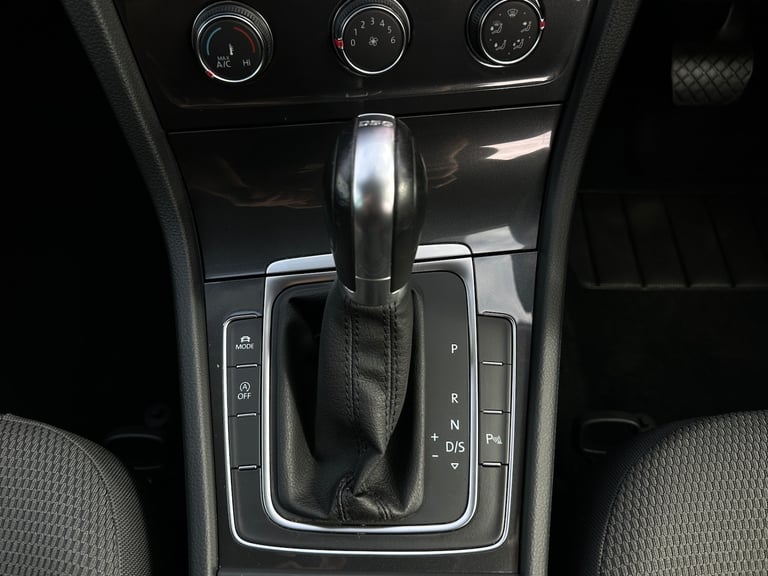2018 Volkswagen Golf 1.6 TDI SE 5dr DSG [Nav] ESTATE Diesel Automatic