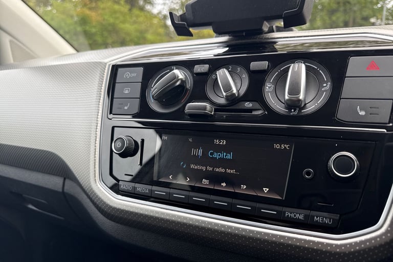 2019 Volkswagen up! 1.0 High up! Euro 6 (s/s) 5dr Hatchback PETROL Manual