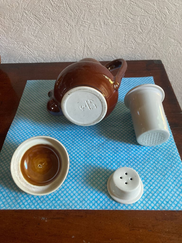 Vintage  chimney teapot - Reasonable offers accepted 