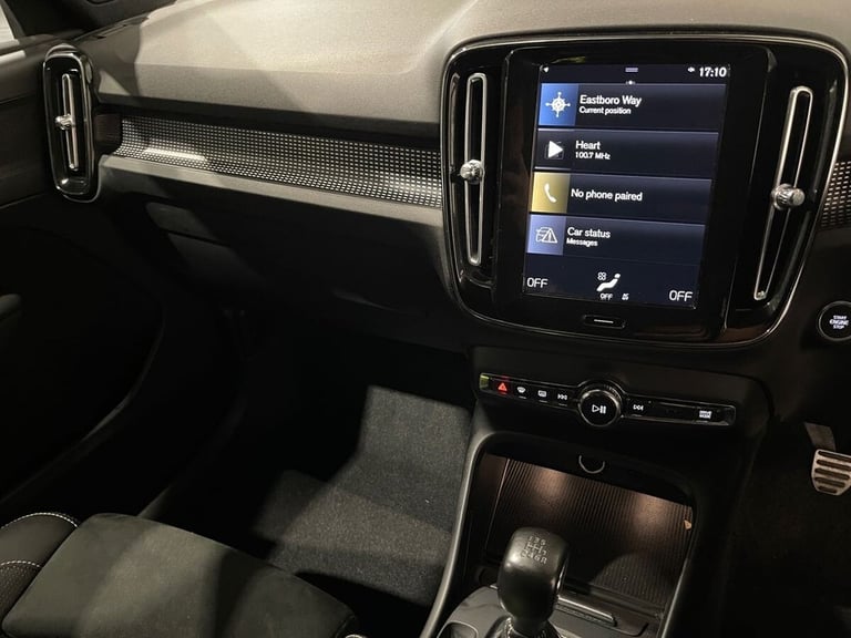 2019 Volvo XC40 1.5 T3 R-Design SUV 5dr Petrol Manual Euro 6 (s/s) (156 ps) ESTATE Petrol Manual
