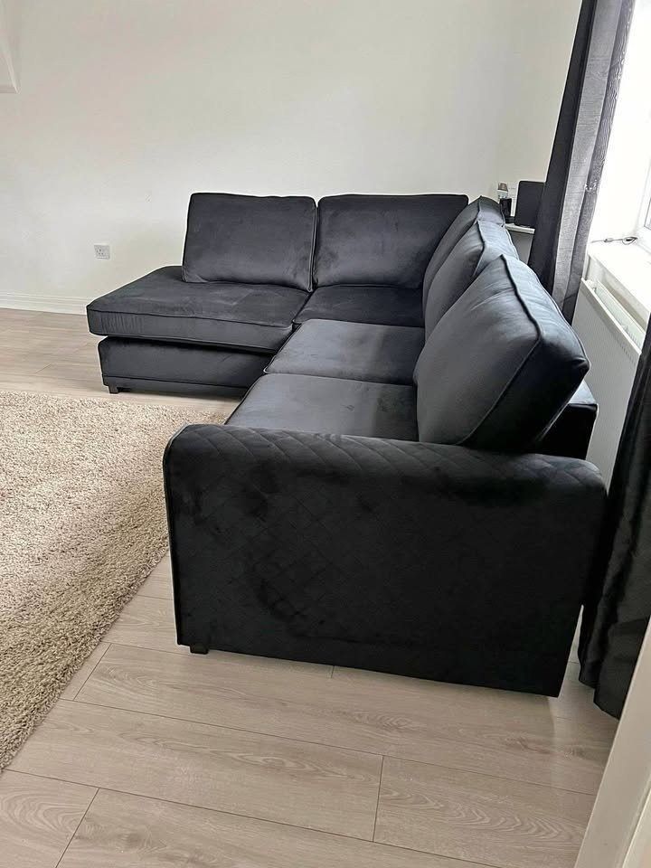 image for Left right hand facing l shape sofa 