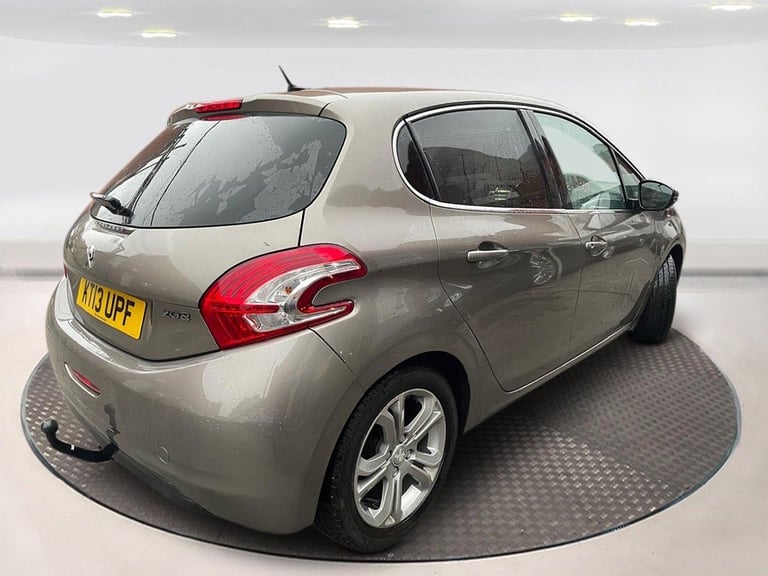 PEUGEOT 208 1.4 HDi Allure DIESEL FULL SERVICE HISTORY 2013