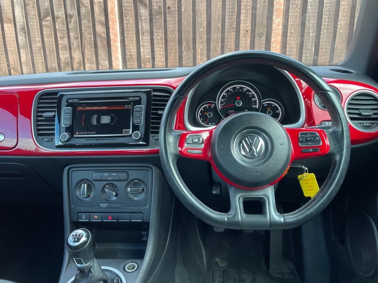 2014 Volkswagen Beetle 1.6 TDI BlueMotion Tech Design Euro 5 (s/s) 3dr HATCHBACK Diesel Manual