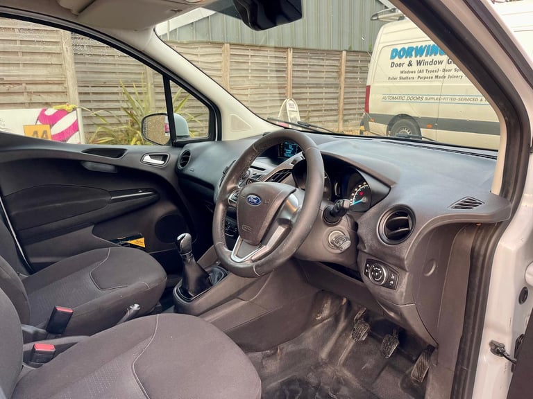 Ford Transit Courier 1.6 TDCI 95 TREND