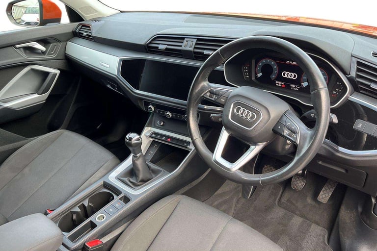 2022 Audi Q3 35 TFSI Technik 5dr ESTATE PETROL Manual