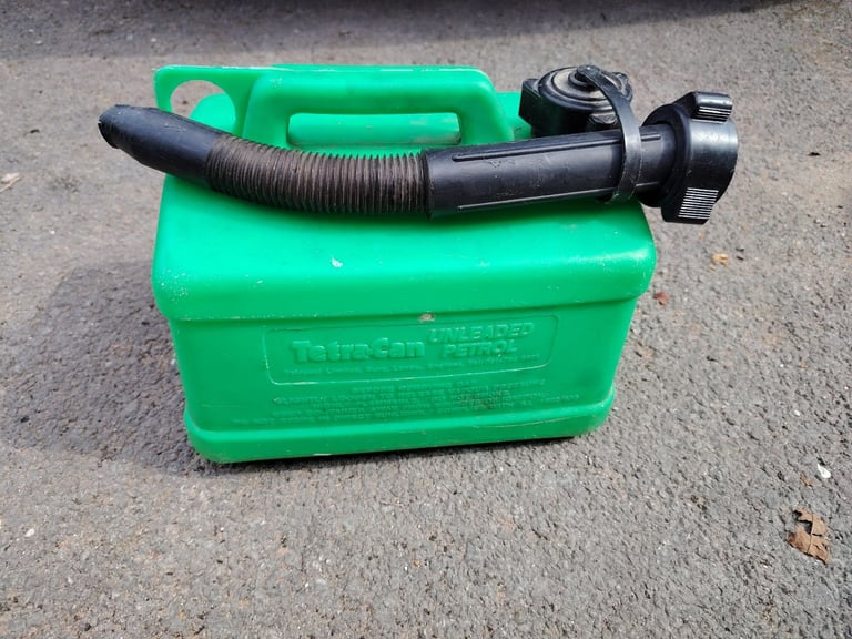 Petrol Can Tetra Green Unleaded With Flexible Spout 5L 5 Litres