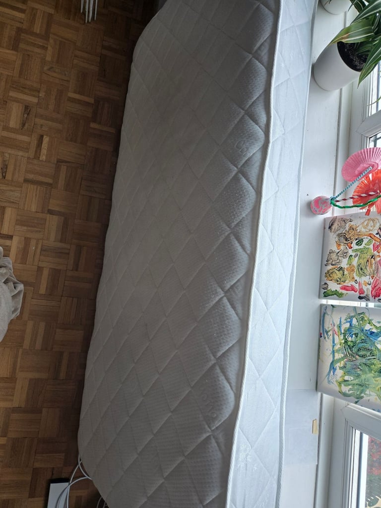 Single bed mattress - free