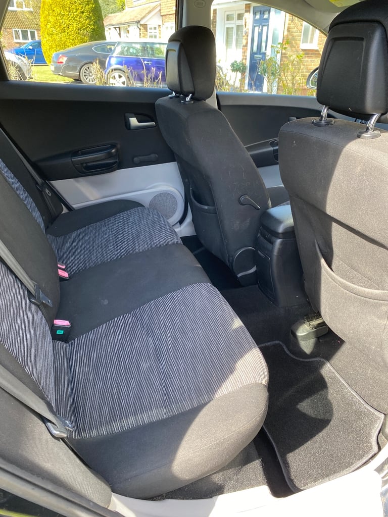 Kia, CEED, Hatchback, 2008, Manual, 1591 (cc), 5 doors