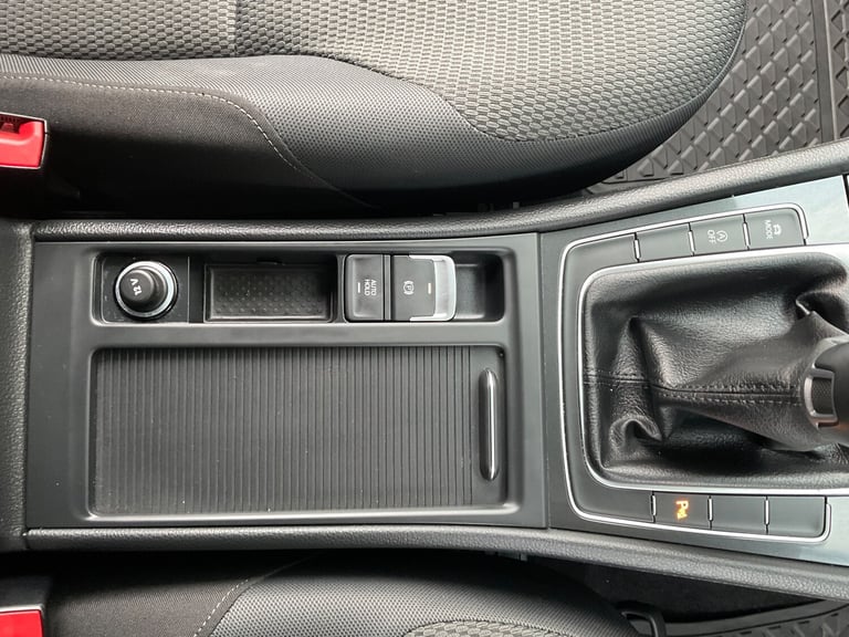 2017 Volkswagen Golf 1.6 TDI SE Estate 5dr Diesel Manual Euro 6 (s/s) (115 ps)