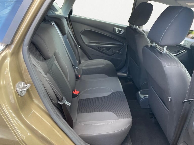 2013 Ford Fiesta 1.25 Zetec Euro 5 5dr Hatchback Petrol Manual