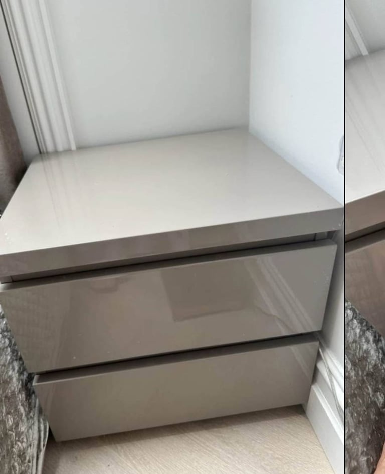 Bedside table x2