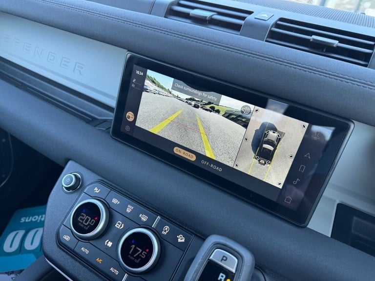 2022 72 LAND ROVER DEFENDER 3.0 D250 MHEV X-DYNAMIC SE 3dr Diesel 18,500 miles