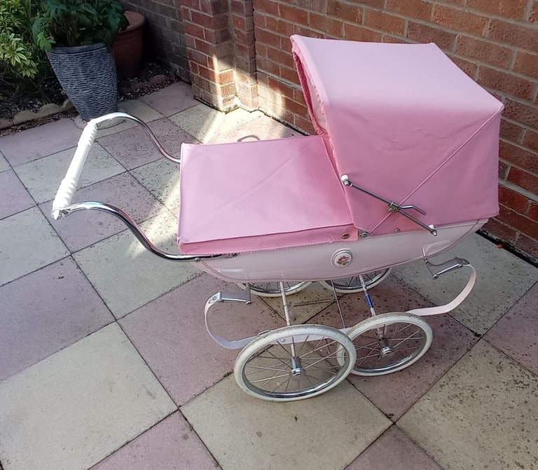 Silver Cross Coach Built Dolls Pram PINK Body And Canopy 