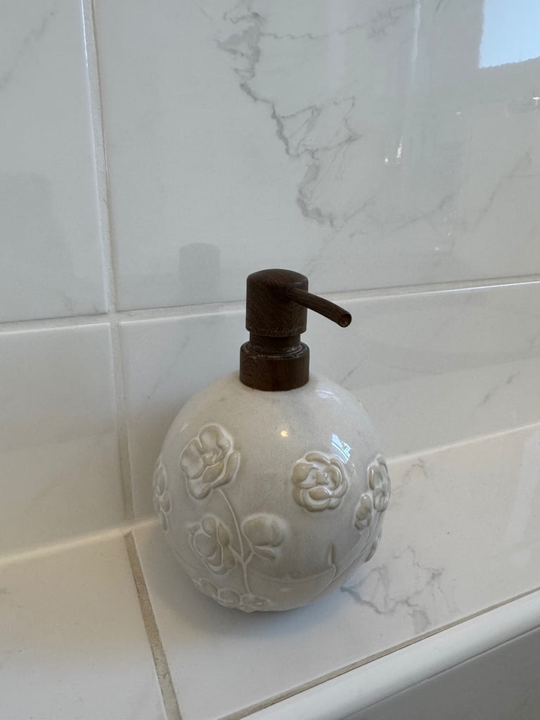 Kitchen and Bathroom student starter set