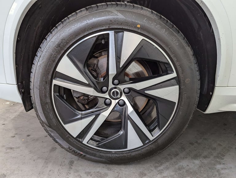 2022 Volvo XC90 2.0 XC90 R-Design B5 MHEV AWD Auto 4WD 5dr SUV Hybrid Automatic