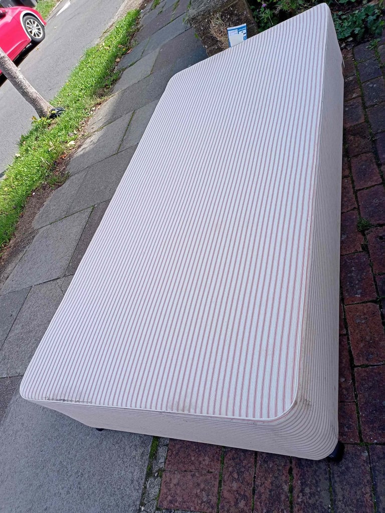 image for single bed frame