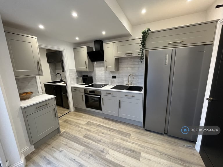 1 bedroom in Lower Hester Street, Northampton, NN2 (#2594474)