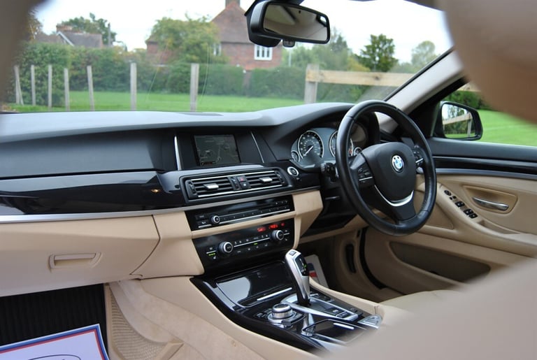 2014 BMW 5 Series 528i SE 4dr Step Auto SALOON PETROL Automatic