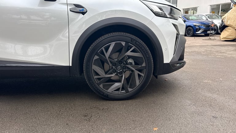 2025 Renault Symbioz 1.8 E-Tech FHEV 160 Techno Esprit Alpine 5dr Auto Hybrid Estate Estate Hybri...