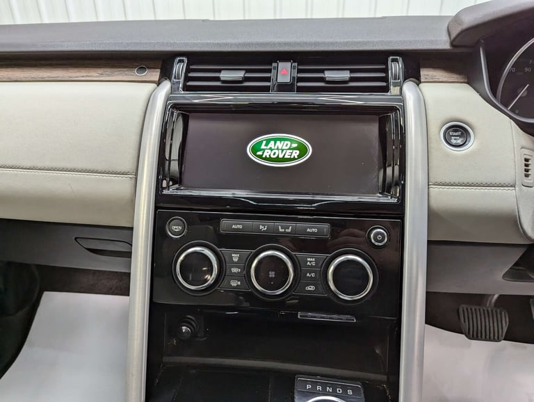 2017 Land Rover Discovery 2.0 Discovery HSE SD4 Auto 4WD 5dr SUV Diesel Automatic