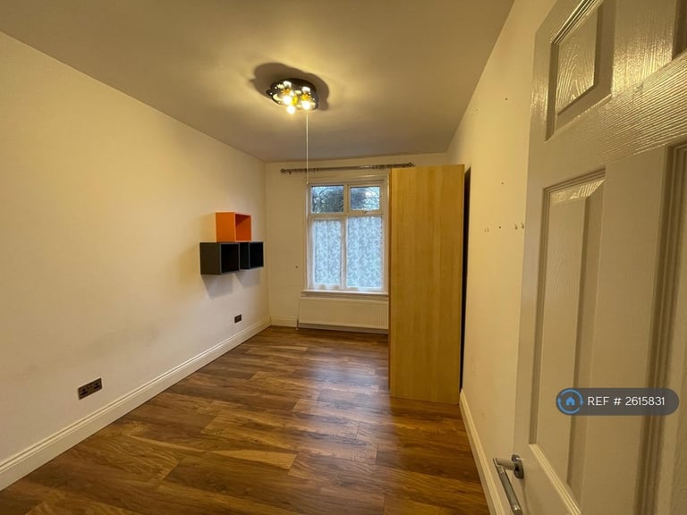 5 bedroom house in Althorpe Road, Harrow, HA1 (5 bed) (#2615831)