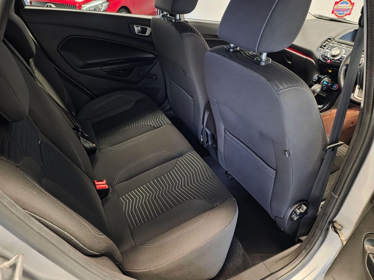  Ford Fiesta 1.6 Titanium Powershift Euro 5 5dr Petrol Automatic