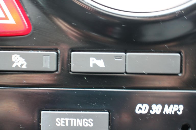 2013 Vauxhall Corsa 1.2 16V SXi Euro 5 5dr (A/C) HATCHBACK Petrol Manual