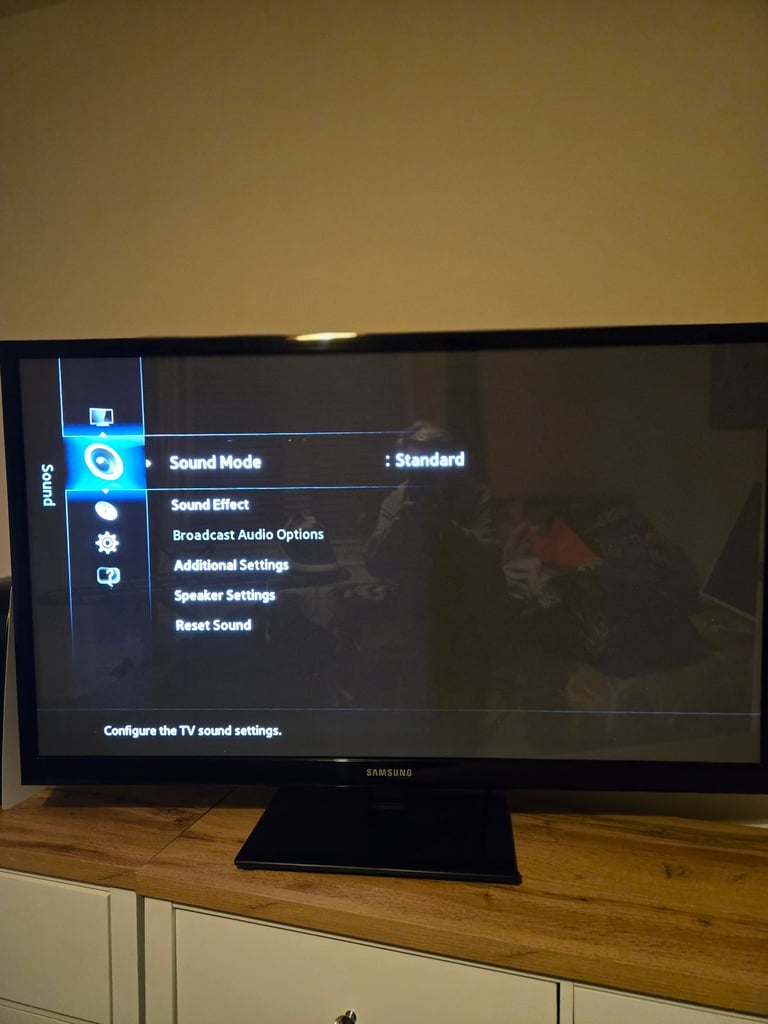 50" samsung TV