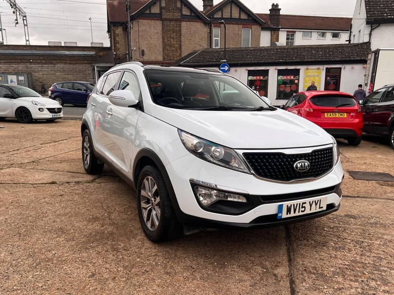 image for 2015 Kia Sportage 1.6 GDi ISG 2 5dr ESTATE PETROL Manual