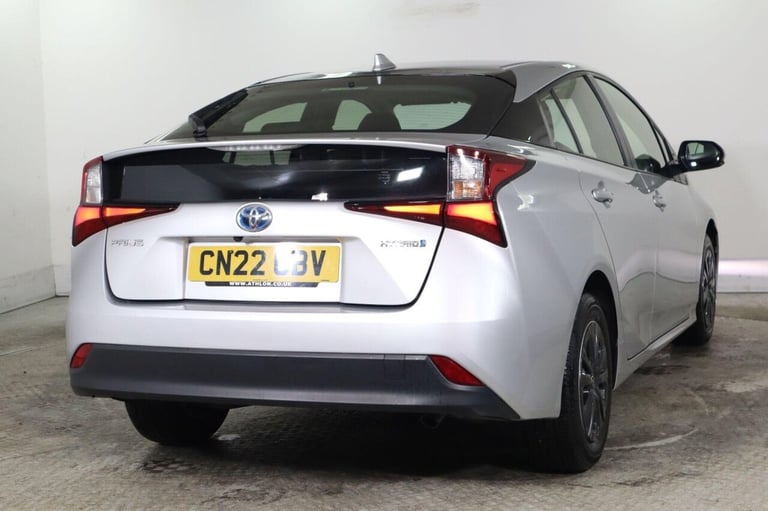 2022 Toyota Prius 1.8 VVT-h Active CVT Euro 6 (s/s) 5dr Hatchback Automatic