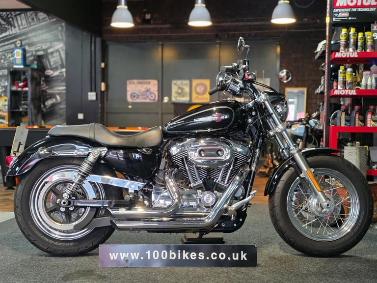 image for 2017/67 HARLEY-DAVIDSON XL 1200 C CUSTOM SPORTSTER EXTRA'S 2,800 MILE'S 