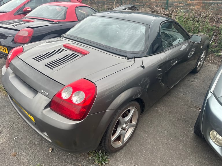 2005 Toyota MR2 1.8 Semi Automatic SMT 