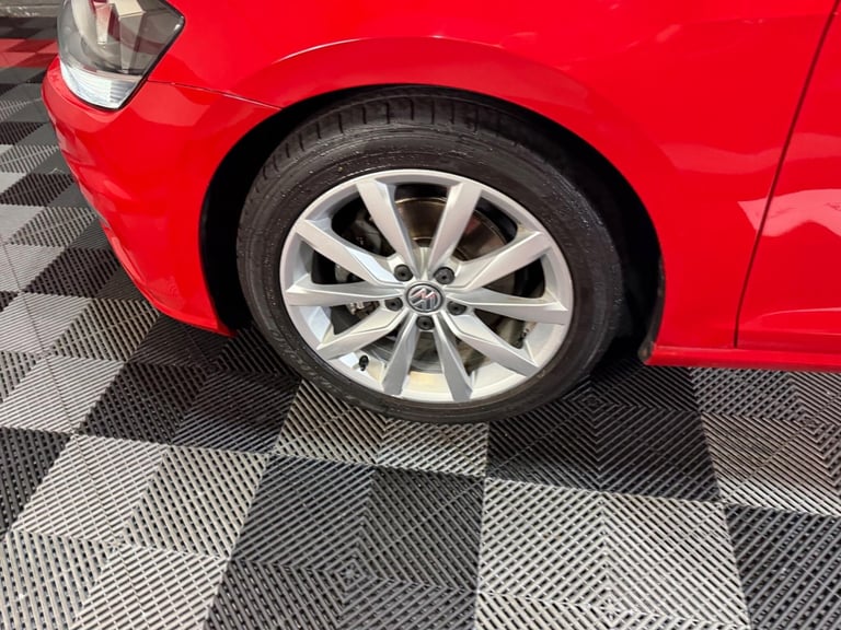 2017 Volkswagen Golf 1.6 TDI BlueMotion Tech GT Euro 6 (s/s) 5dr HATCHBACK Diesel Manual